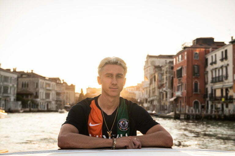 Bekreftet: Dennis Johnsen klar for Venezia